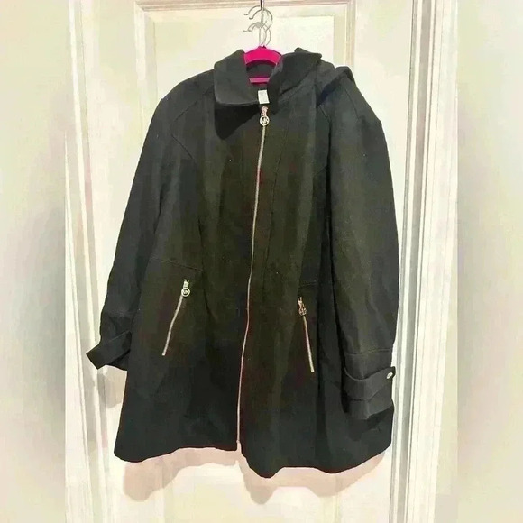 Michael Kors Crimson Trench Coat Sz 24W - Picture 1 of 4